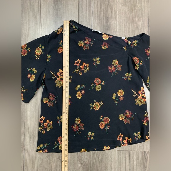 A.L.C. Marissa Floral Silk Blouse Asymmetrical Sz‎ 10 - Picture 4 of 12